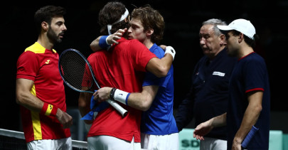 russians knock holders spain out of davis cup russians knock holders spain out of davis cup