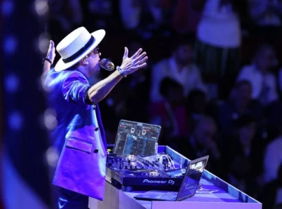 fans declare dj cassidy s dnc roll call a knockout leaving trump s rnc in the dust