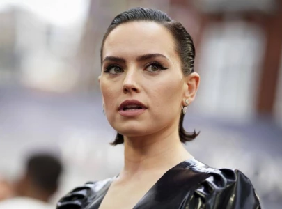 star wars actress daisy ridley opens up about graves disease diagnosis and healing journey