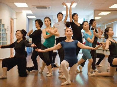 singapore grannies take up ballet to stay healthy