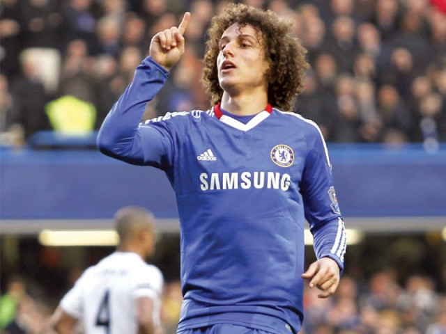 luiz lifts chelsea above manchester city luiz lifts chelsea above manchester city