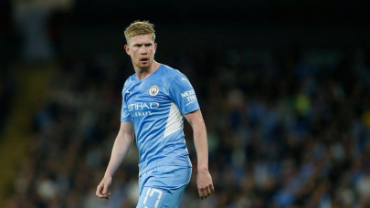 de bruyne tests positive for covid guardiola