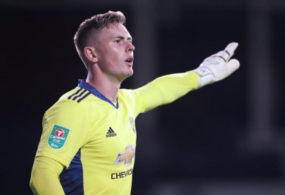 man united s henderson sends out statement of intent to de gea man united s henderson sends out statement of intent to de gea