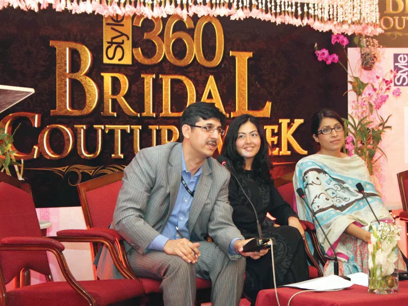 for a perfect wedding bridal couture week continues for a perfect wedding bridal couture week continues