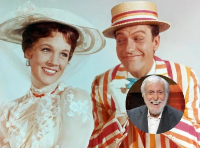 dick van dyke recalls emotional reaction to mary poppins music i wept dick van dyke recalls emotional reaction to mary poppins music i wept