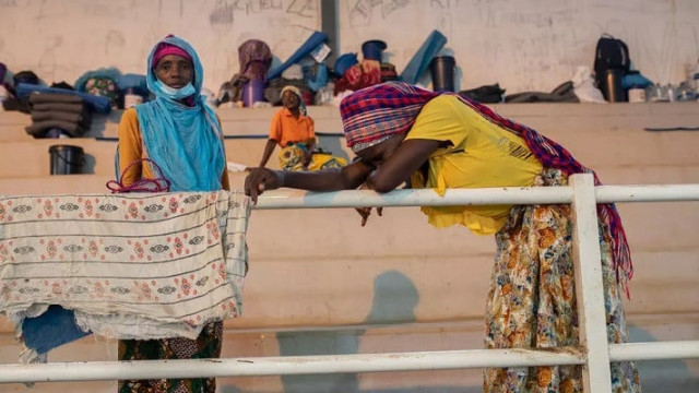 an intensifying insurgency has forced many to flee their homes in mozambique photo afp