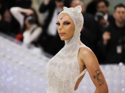 doja cat debuts new single jealous type at outside lands 2025