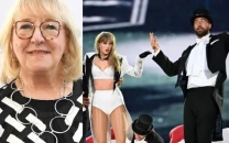 donna kelce breaks silence on whether she signed nda for travis kelce and taylor swift s wedding