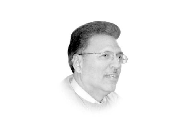 the writer is the president of pakistasn the writer is the president of pakistasn