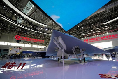 china unveils loyal wingman armed drone concept china unveils loyal wingman armed drone concept
