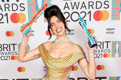 dua lipa urges health worker pay raise at brits dua lipa urges health worker pay raise at brits