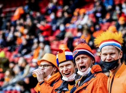 dutch fans cheer win over latvia as players protest for rights in qatar