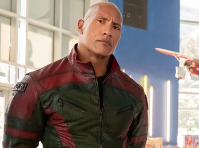 peeing in bottles chronic tardiness dwayne johnson s unprofessionalism exposed peeing in bottles chronic tardiness dwayne johnson s unprofessionalism exposed