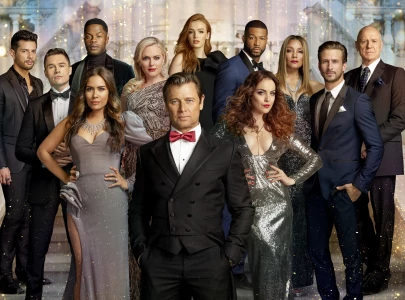 dynasty review from shoulder pads to smartphones