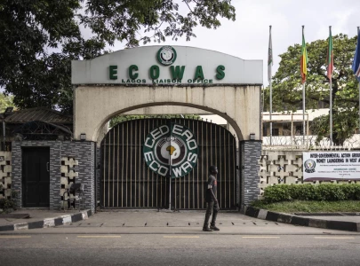 w africa bloc gives military leaders more time to stay