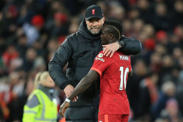 liverpool cut gap on man city