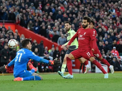 salah downs man city to give liverpool lift off