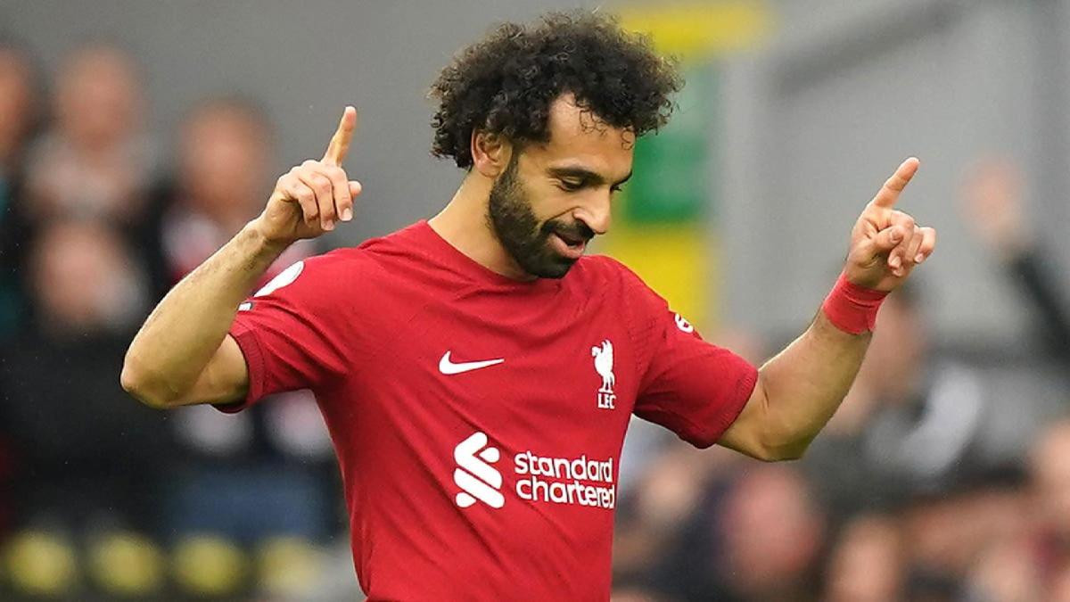 Klopp hails 'all-time great' Salah