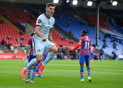 chelsea cling on to win five goal thriller leicester held at arsenal