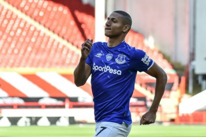 blades euro dreams rocked by everton brighton seal survival