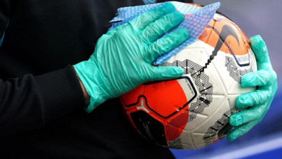 premier league records 36 new covid 19 cases as calls for season s halt grow premier league records 36 new covid 19 cases as calls for season s halt grow