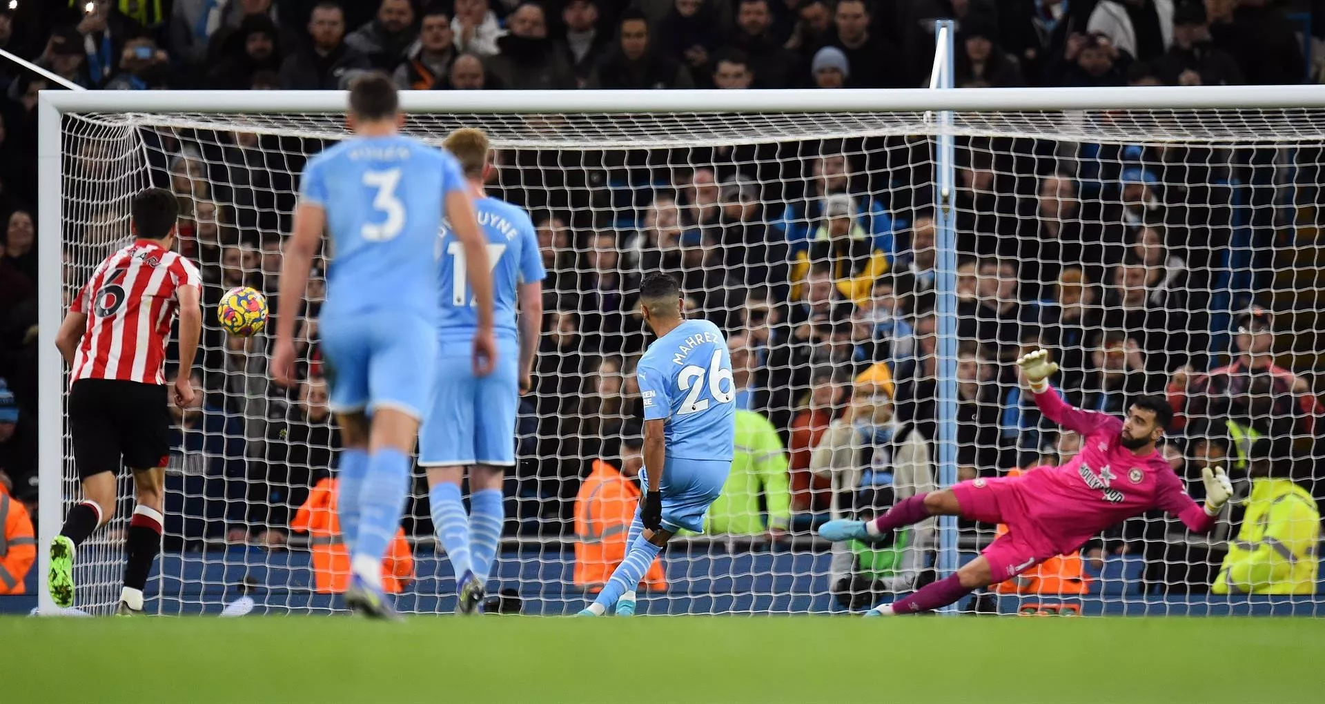 man city go 12 points clear spurs stunned man city go 12 points clear spurs stunned