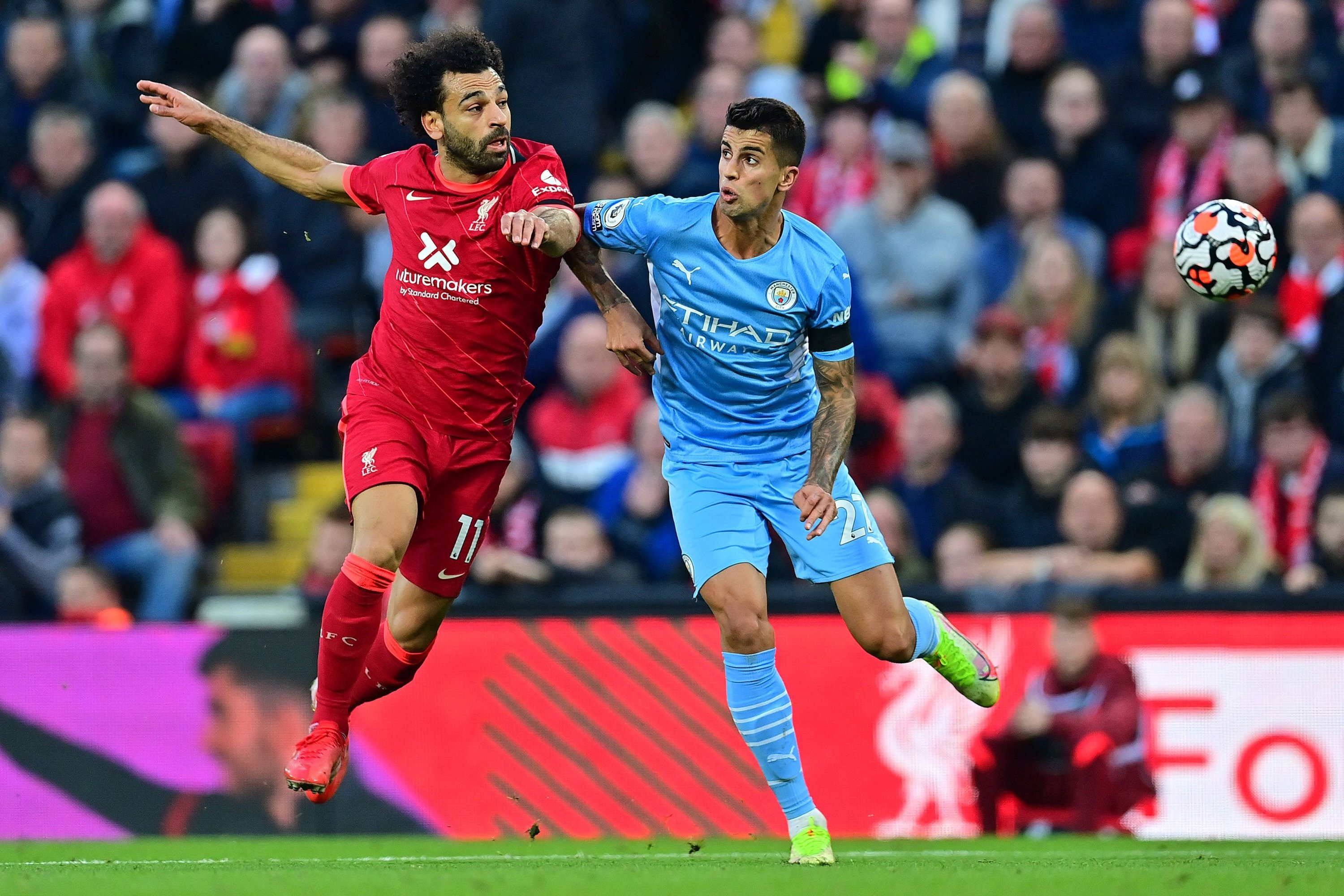 Photo of Liverpool reel in City for title tussle