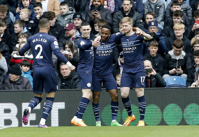 man city relishing proper battle for title man city relishing proper battle for title