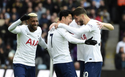 spurs feel the blood of top four rivals conte