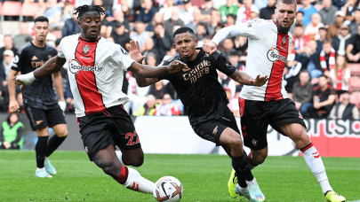 arsenal held as armstrong rescues draw for saints