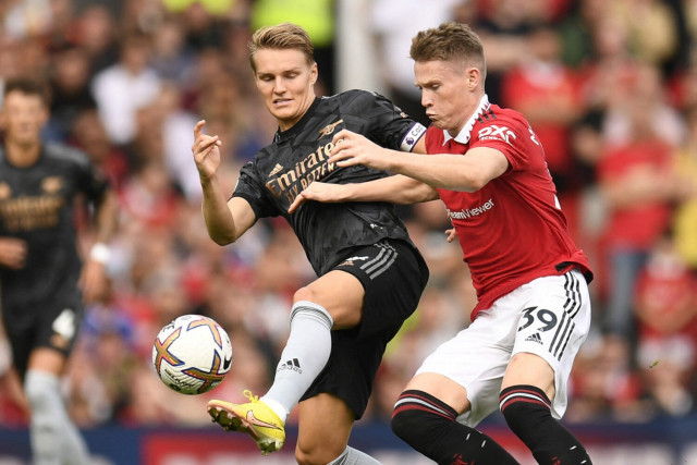 arsenal face stern man utd challenge arsenal face stern man utd challenge