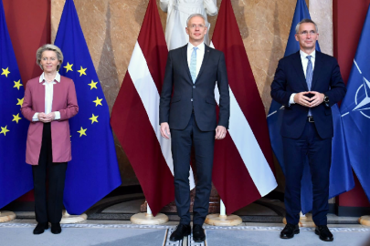 eu nato vow action against hybrid threats on baltic visit eu nato vow action against hybrid threats on baltic visit