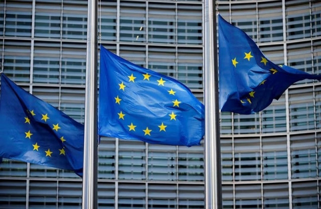 european union flags fly outside the european commission headquarters in brussels belgium march 1 2023 photo reuters european union flags fly outside the european commission headquarters in brussels belgium march 1 2023 photo reuters