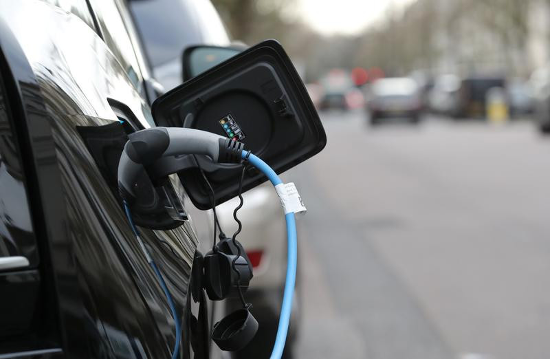 Photo of Four reasons why people still don’t buy electric cars