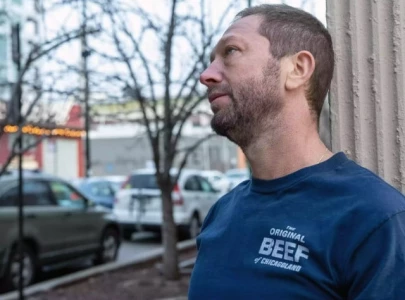 the bear s ebon moss bachrach opens up about fans calling him cousin i get a lot of comments the bear s ebon moss bachrach opens up about fans calling him cousin i get a lot of comments