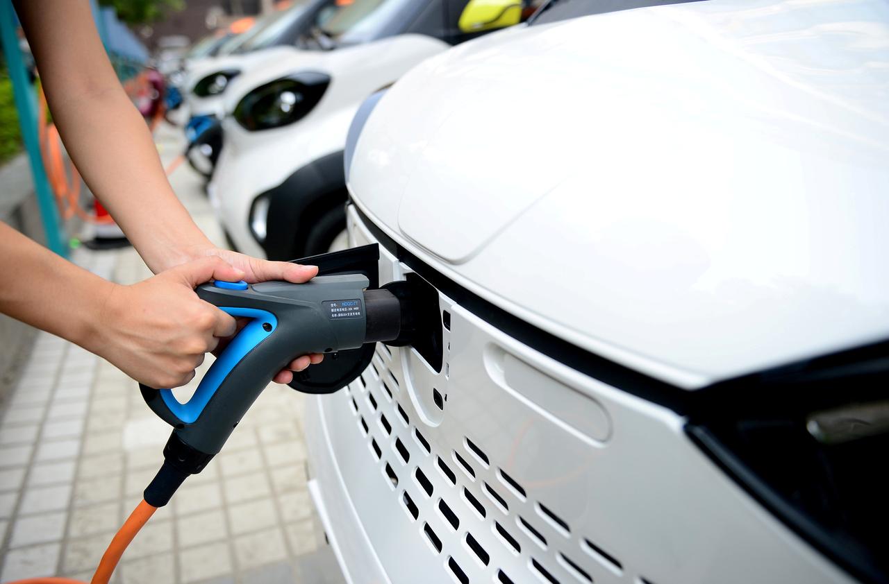 ev start ups hunt for low cost options