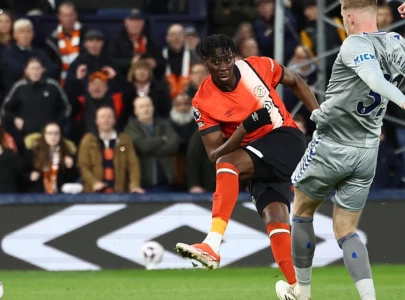 adebayo rescues luton against everton adebayo rescues luton against everton