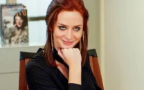 emily blunt s daughters think her the devil wears prada character is the meanest person