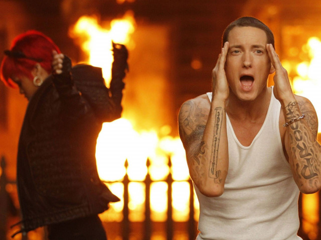 eminem drops surprise album apologises to rihanna in new song eminem drops surprise album apologises to rihanna in new song