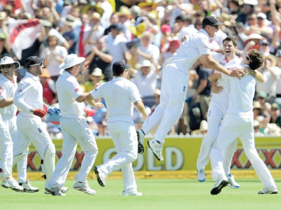 chaotic australia crash all out chaotic australia crash all out