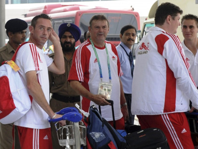 athletes arrive in new delhi