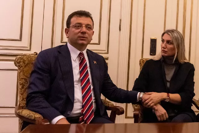 istanbul mayor ekrem imamoglu and his wife dilek sit at his office as a turkish court sentenced imamoglu a popular rival of president tayyip erdogan to more than two years in prison and imposed a political ban for insulting public officials in istanbul turkey december 14 2022 photo reuters istanbul mayor ekrem imamoglu and his wife dilek sit at his office as a turkish court sentenced imamoglu a popular rival of president tayyip erdogan to more than two years in prison and imposed a political ban for insulting public officials in istanbul turkey december 14 2022 photo reuters
