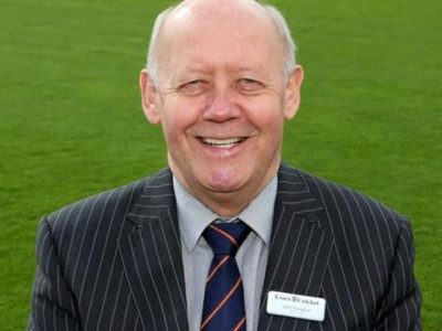 essex cricket chairman quits over racism allegations essex cricket chairman quits over racism allegations