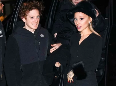 ariana grande addresses rumours about ethan slater romance defends him against tabloid allegations ariana grande addresses rumours about ethan slater romance defends him against tabloid allegations