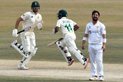 markram bavuma frustrate pakistan after hasan s incredible start on day five markram bavuma frustrate pakistan after hasan s incredible start on day five