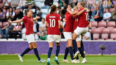norway rout northern ireland in opener
