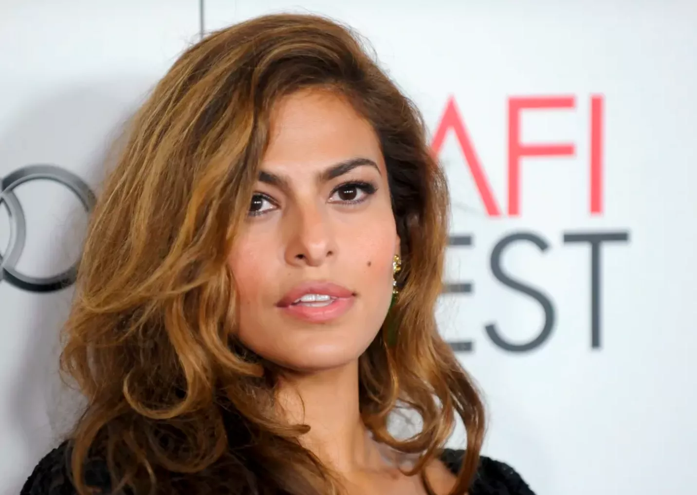 eva mendes says she shouldn t have even been around a child in her 20s eva mendes says she shouldn t have even been around a child in her 20s