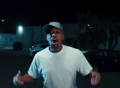 everest college guy recreates viral 2008 ad to encourage voting in 2024 election