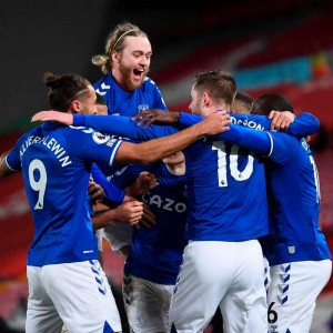 everton savour first win at liverpool since 1999