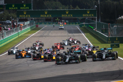 f1 needs to put brake on expansion say team chiefs